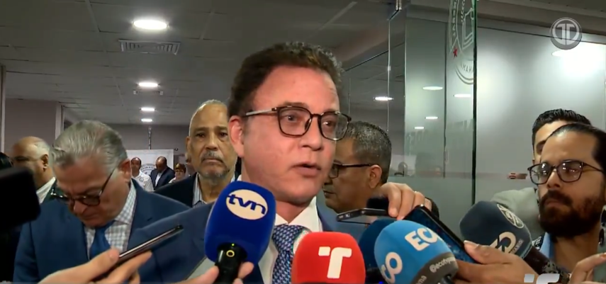 Contralor Gerardo Solís se refiere a los auxilios económicos