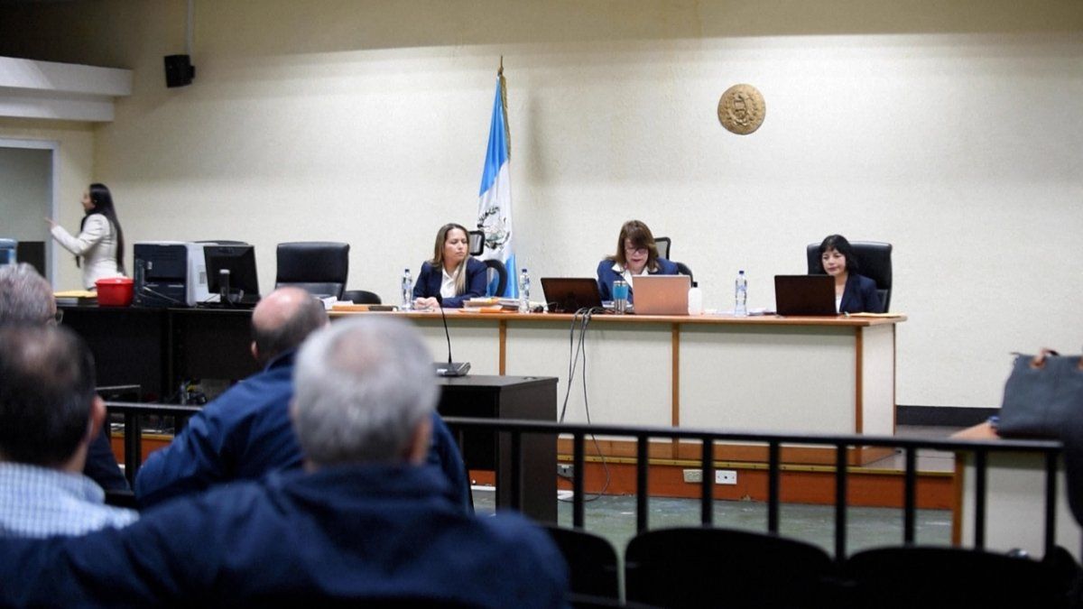 Expresidente de Guatemala Otto Pérez Molina condenado a 16 años de prisión por corrupción