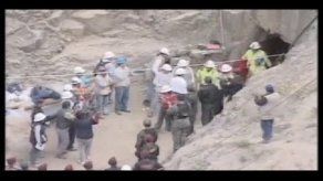 Rescatan vivos a los 9 mineros atrapados en socavón en Perú