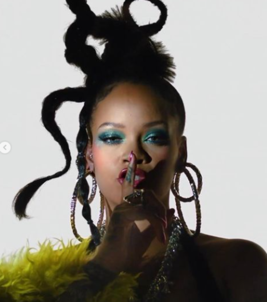 ¡Viene con fuerza! Rihanna lanza un adelanto de su actuación en SuperBowl 2023