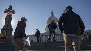 Trump insiste en la construcción de un muro en la frontera