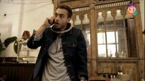 Luisa habla con Milán