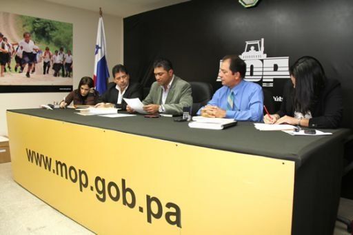 Cuatro empresas ofertan para construir puente sobre río Chico en Bugaba