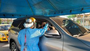 En las últimas horas se aplicaron 6,915  pruebas COVID-19.