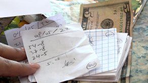 Detectan sitios de venta clandestina de billetes en San Miguelito