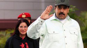 Maduro decreta estado de emergencia económica en Venezuela