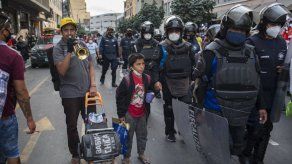 Latinoamérica suspende vuelos de GBretaña por nueva cepa