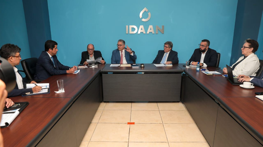 Gobierno coordina plan de acción con el IDAAN para enfrentar la crisis del agua. Gobierno coordina plan de acción con el IDAAN para enfrentar la crisis del agua.