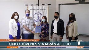 Cinco jóvenes con discapacidad visual estudiarán inglés en Estados Unidos