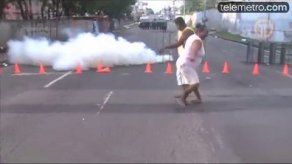 Moradores de Cabo Verde cierran vía Frangipani