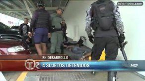 Policía detiene a cuatro sujetos en movimientos sospechosos