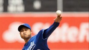 Zurdo Bruce Chen con mala salida ante los Atléticos