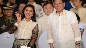 Vicepresidenta de Filipinas deja Gabinete de Duterte
