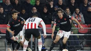 Sevilla pierde 2-0 en Eindhoven pero pasa a octavos de Europa League