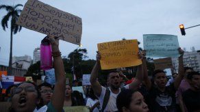 Jóvenes protestarán contra reformas previo a diálogo con Cortizo