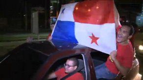 Panameños celebran con caravana la victoria sobre Honduras