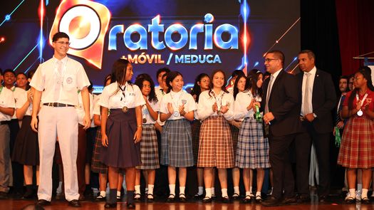 15 semifinalistas del Concurso Nacional de Oratoria. 15 semifinalistas del Concurso Nacional de Oratoria.