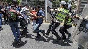 Almagro condena la represión contra marchas opositoras en Venezuela