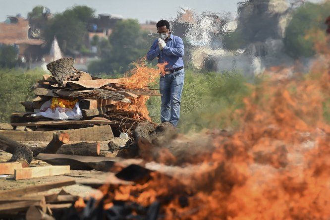 La India acumula ya 238.270 muertes y 21