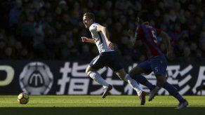 Kane define tras pifias en triunfo de Tottenham sobre Palace