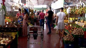 Consumidores piden más rutas de buses hacia Merca Panamá