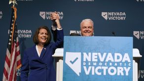 Los demócratas tienen ahora ventaja de 50-49 en el Senado.