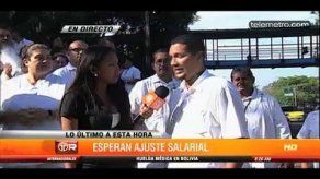 Técnicos de enfermería inician paro por aumento salarial