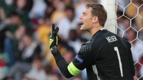 El meta Manuel Neuer sucede a Schweinsteiger como capitán de Alemania