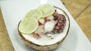 Pulpo con tostados de coco - Ana