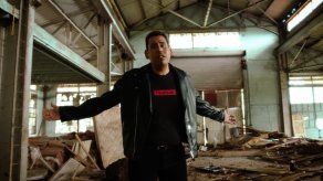 Alfonso Baysa, muestra su versatilidad en No + Drama.