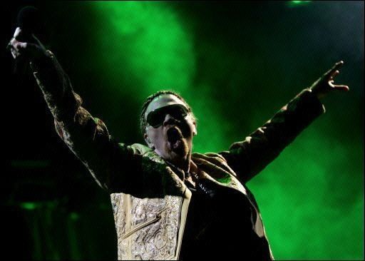 Guns N Roses lanza finalmente Democracy