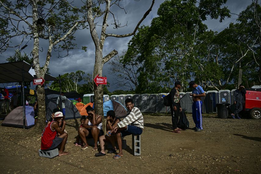 El ministro de Seguridad pide a los migrantes verificar la información y las advertencias de pasar por Panamá para que no sean engañados”.visibility