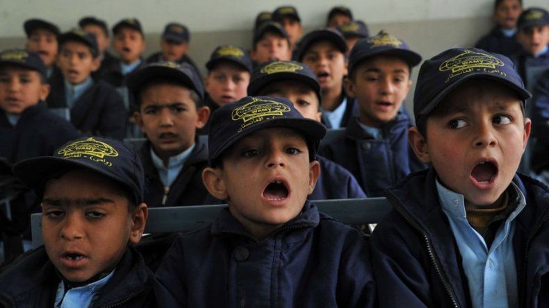 Arrestan a director de orfanato en Egipto por torturar a menores