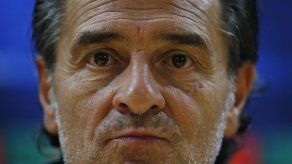 Prandelli renuncia a la dirección técnica del Valencia