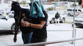 La Fiscalía Primera Especializada contra la Delincuencia Organizada modificará la detención provisional de 10 personas, por delitos de asociación ilícita y peculado agravado, en perjuicio de la&nbsp; CSS, aprehendidas en la Operación Insumos.