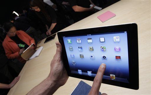 Tabletas generan interés en noticias, pocas ganancias para prensa
