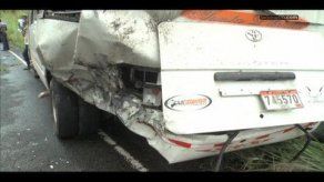 Bus con pasajeros a bordo se accidenta en La Cabima