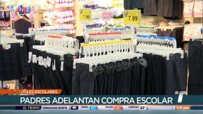 Padres de familia adelantan las compras escolares