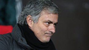 Acto de Mourinho pudiera buscar favor de Man U