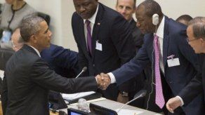 Obama afirma que esfuerzos para contener Ébola son insuficientes