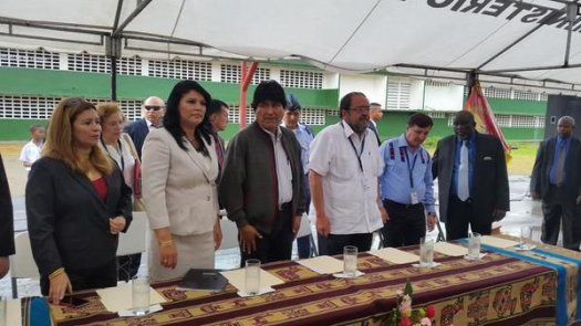 Presidente Morales visita Escuela República de Bolivia