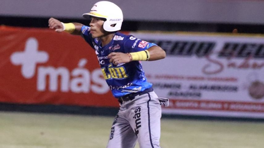 Siguen los enfrentamientos en el Béisbol Juvenil 2026. Siguen los enfrentamientos en el Béisbol Juvenil 2026.