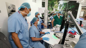 Seis pacientes de la CSS se benefician de innovador tratamiento contra el cáncer de próstata.