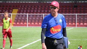 El técnico Gary Stempel galardonado por el Reino Unido