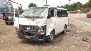 Tres heridos en acicdente de tránsito entre busito pirata y camioneta en Las Cumbres