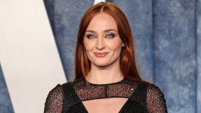 Sophie Turner explica el motivo de su comentario sobre las dificultades de ser madre soltera