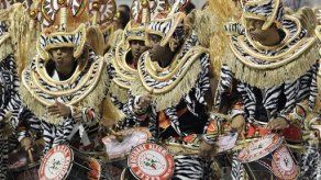 Más de 20 ciudades brasileñas cancelan el carnaval por tragedia