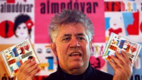 Almodóvar vende su nuevo filme como Im so excited