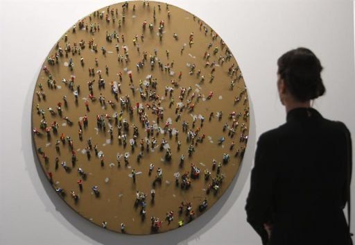 Palomas muertas, escaleras y bombillas rotas, arte que no lo parece