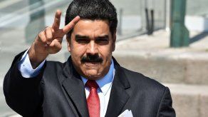 Parlamento venezolano recibe proyecto para acortar en dos años mandato de Maduro